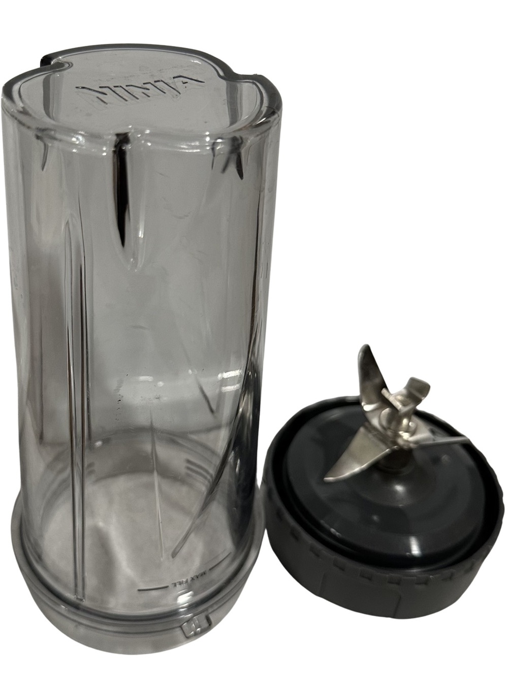 Ninja Blender 16oz Cup Single Serve Replacement with Blade Assembly Extractor